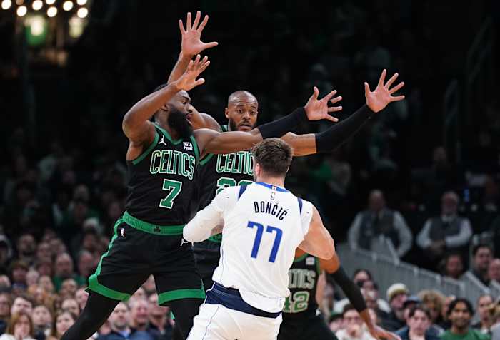 Doncic se enfrenta a Boston 